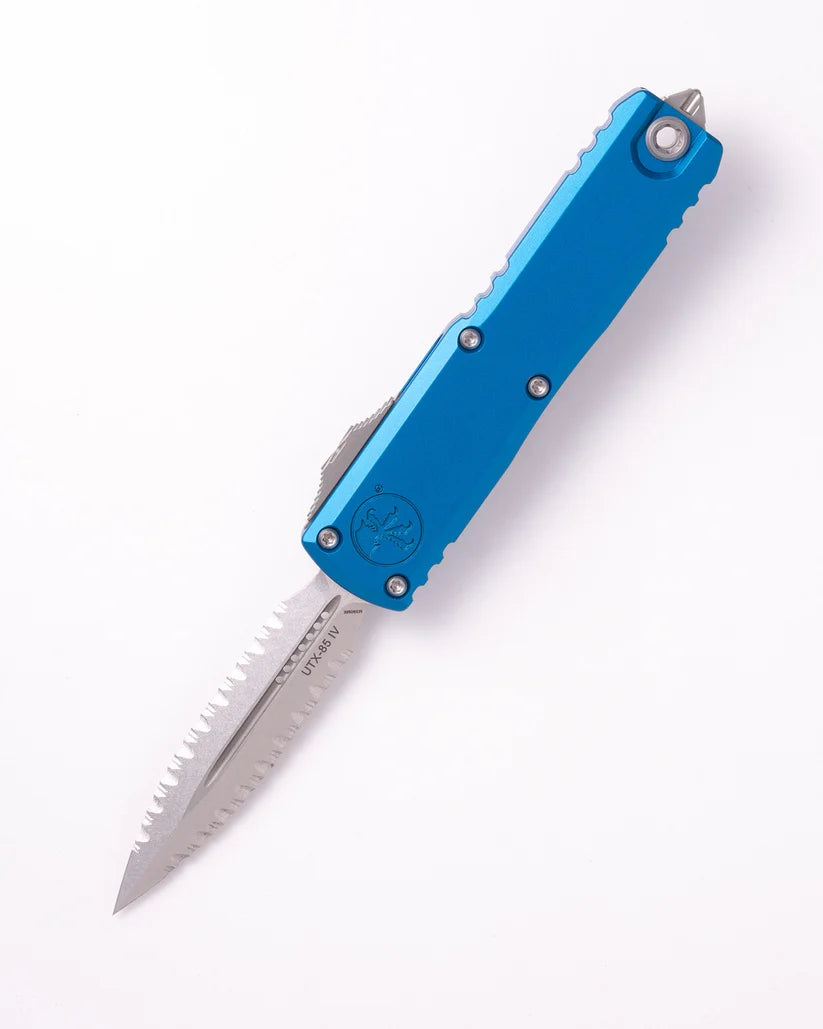 UTX-85 D/E GEN IV IN BLUE WITH STONEWASHED DOUBLE FULL SERRATED BLADE