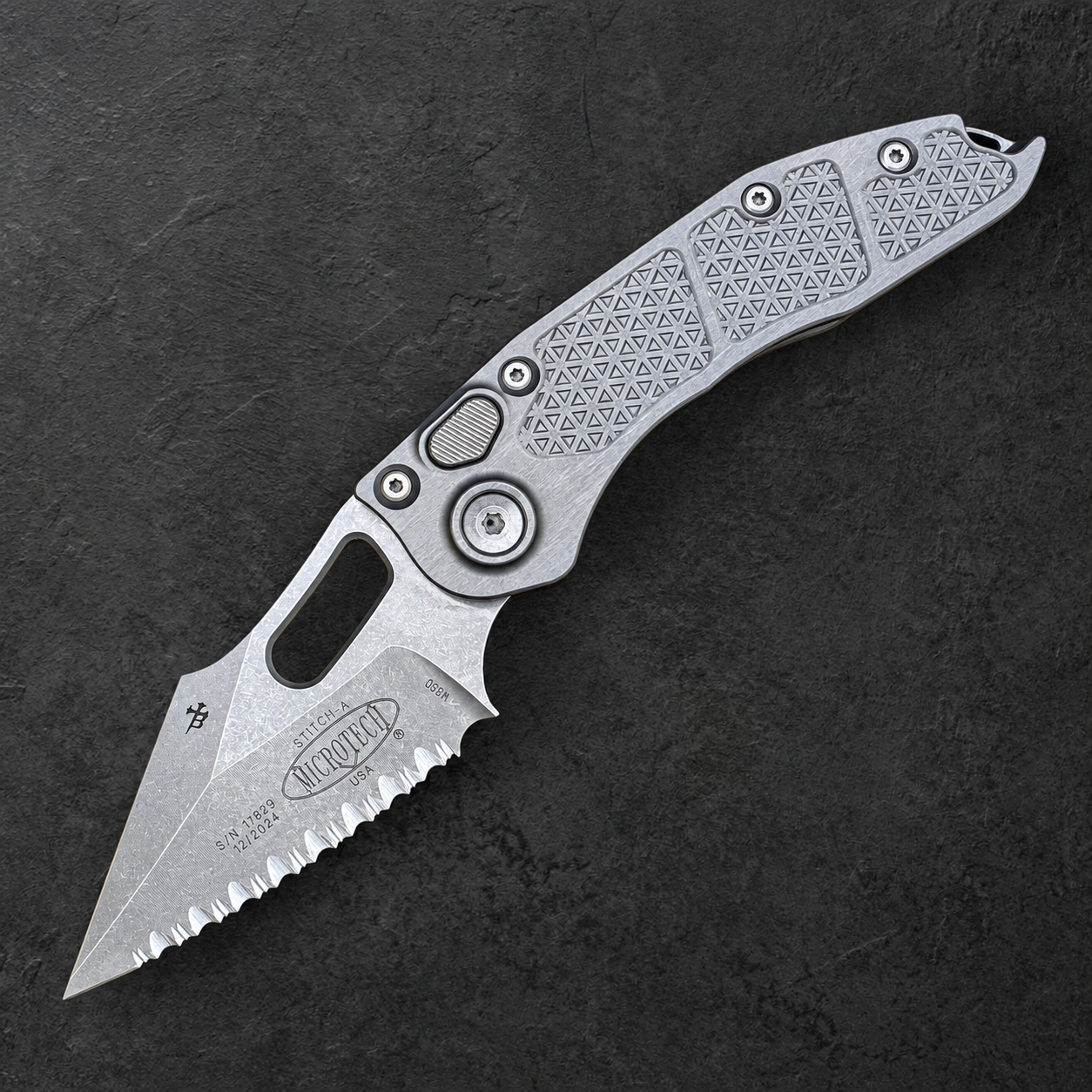 MICROTECH / BORKA- Stitch Auto in Natural Clear W/ Apocalyptic Full Serrated Edge Blade. Model # 169-12 APNC