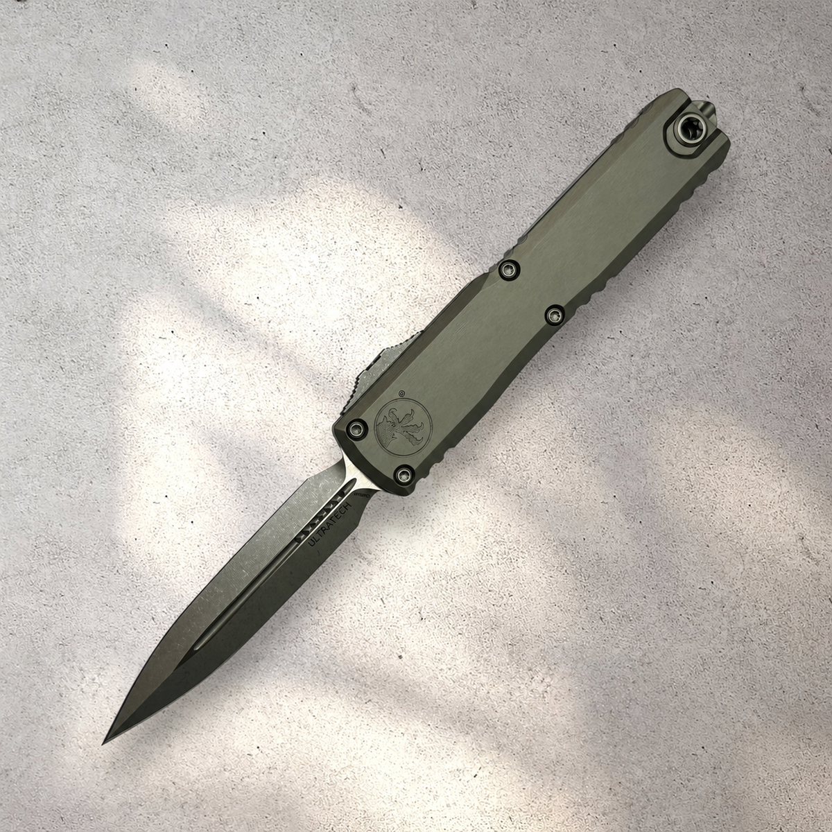 MICROTECH - Ultratech Gen III ZBP Double Edge in Natural Clear W/ Apocalyptic Blade Finish Model # 1122-10 APNC