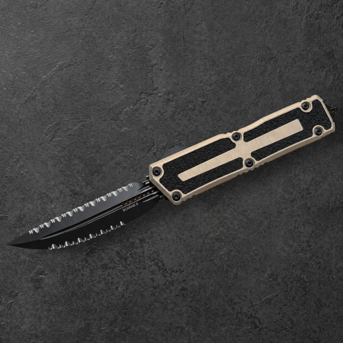 MICROTECH - Scarab II D/E-S Gen III in Sand W/ Black Full Serrated Blade Model: 1180-3 SN