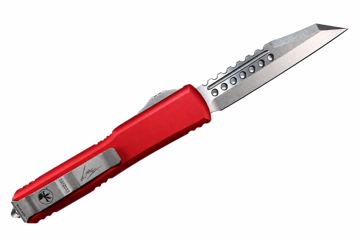 MICROTECH - Ultratech Warhound Signature Series in Red with Stonewashed Finished Blade. Model # 119W-10RDS