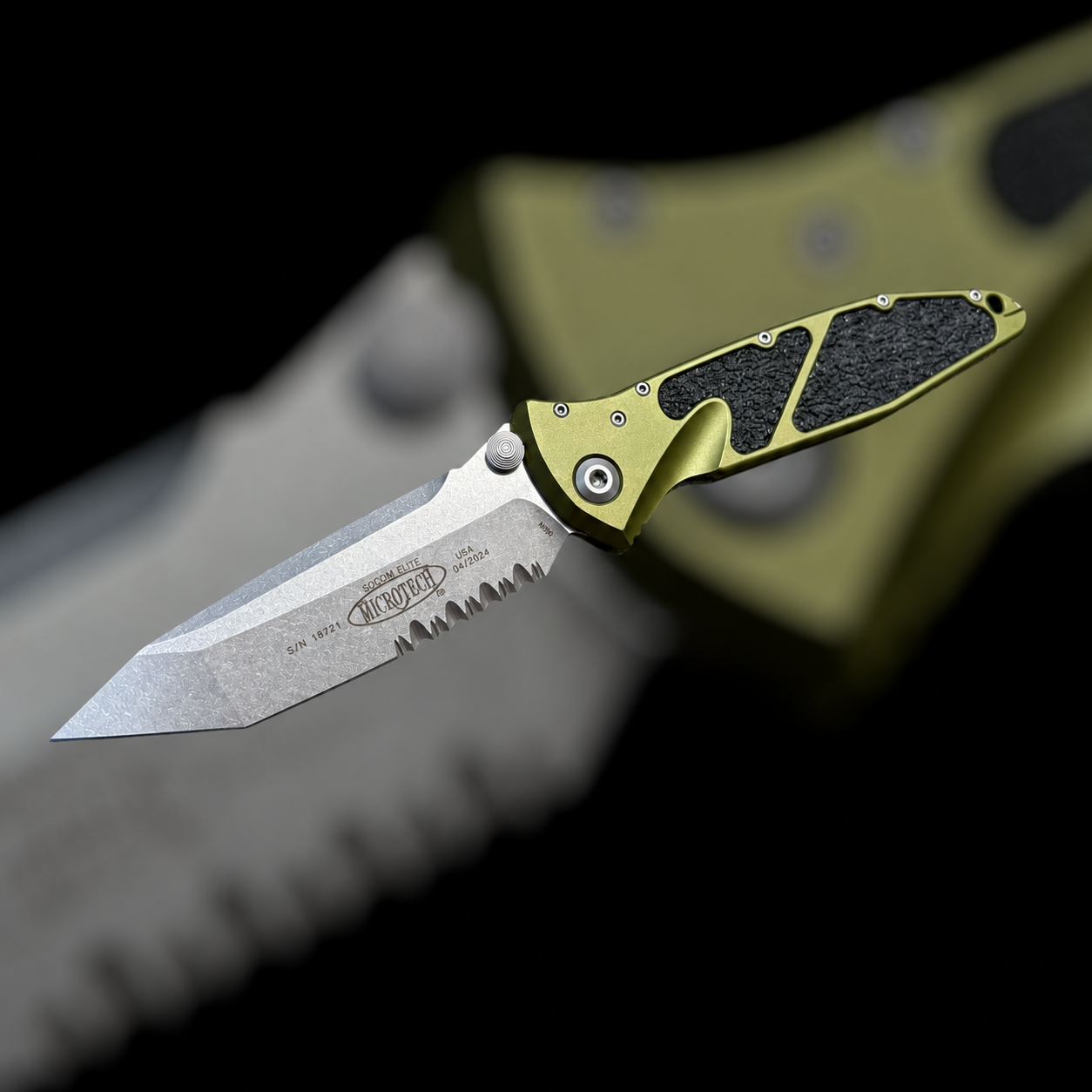 MICROTECH - Socom Elite Manual in OD Green W/ Tanto Edge Partial Serrated Stonewash Blade. Model # 161-11OD
