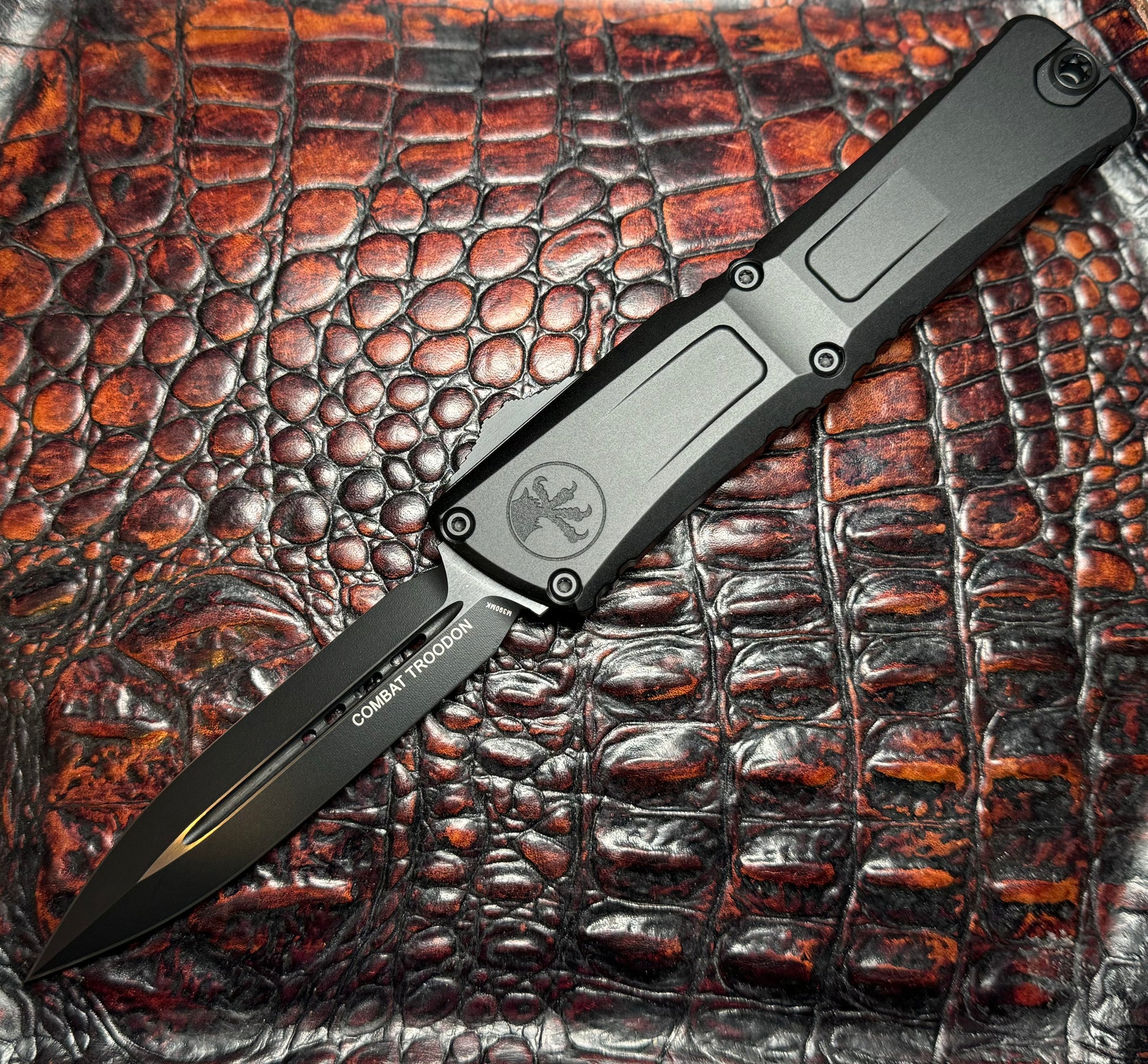 Microtech Models Size MICROTECH - Combat Troodon Gen III in Tactical Black with Double Edge ...